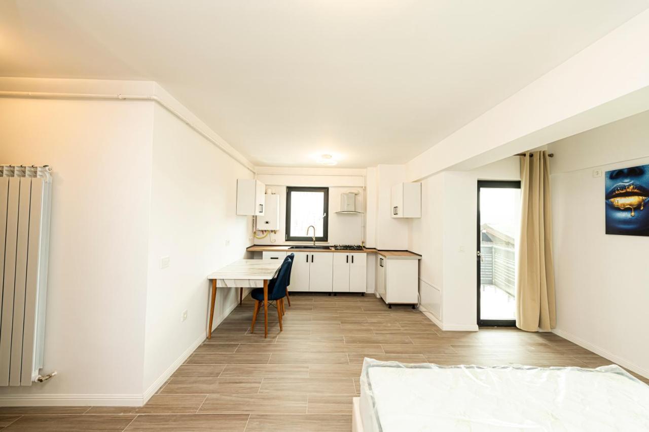 Apart Hotel Fusion Tower Iasi Exterior foto